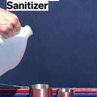 No Purell? No problem! When disinfecting gel sells out everywhere, you can make your own hand sanitizer with stuff you (maybe) already have at home. Here's a step-by-step guide. #handsanitizer #diy #staysafe