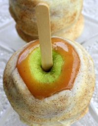 caramel apple pie