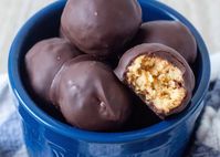 Peanut Butter Balls with Rice Krispies