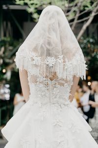 Beaded veil details at the Fall/Winter 2019 Marchesa Bridal Collection Presentation