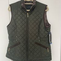 Weatherproof Forest Green Faux Fur Lined Vest. Nwt Never Worn. Adjustable Waist, Zip Pockets, Gold Hardware