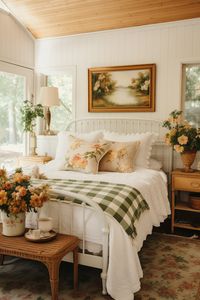 40+ Gorgeous Cottagecore Bedroom Ideas