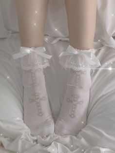 Pink Socks Outfit, White Socks With Ruffles, Fairy Socks, Low Key Wedding Dress, Pink Ruffle Socks, Cute Frilly Socks, Socks Ruffle, White Frilly Socks