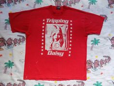 Reserved Vintage 90S Tripping Daisy T Shirt Mid 90S Pop Alternative Rock 90s Style Screen Print T-shirt, 90s Style Red T-shirt, Mid 90s, Alternative Rock, Hoodie Fashion, Colorful Prints, Long Sleeve Tees, Daisy, T Shirt