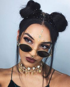 .no drama. Coachella Make-up, Music Festival Makeup, Hippie Makeup, Coachella Makeup, Make Carnaval, Boho Makeup, Festival Make Up, Festival Makeup Glitter, Rave Looks