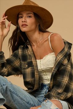 Oversized Flannel Spring Tops, Spring Oversized Flannel Top, Oversized Flannel Top For Spring, Collared Fall Shacket For Casual Gatherings, Oversized Shacket For Layering, Fall Flannel Outerwear With Snap Buttons, Fall Flannel Shirt With Button Closure, Brown Button-up Flannel Shirt For Fall, Cozy Button-up Shacket For Everyday