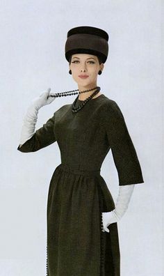 1964 Fashion, 1960s Fashion Women, 50's Fashion, Vintage People, 1960 Dress, Retro Inspiration, Vintage Woman