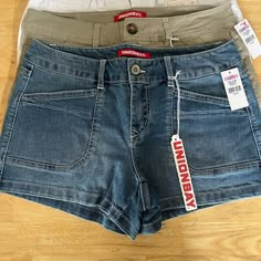 Lot Of 3 Size 11 Shorts. Union Bay And So. Short Jorts, Styling Shorts, Fitted Shorts, Shorts For Summer, Outfit Formulas, Boyfriend Shorts, Shorts Womens, Distressed Jean Shorts, Older Sister