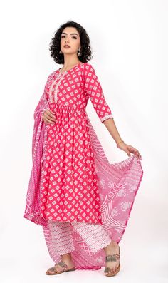 This cotton Anarkali suit has 3/4th sleeves and a combination of prints. It comes with a printed Dupatta and straight-printed pants. Offered in four different sizes from M to XL About Pironah Discover Pironah, your go-to for Indo-Ethnic and Fusion Wear on Etsy! 🌟 From Silk Suits to Anarkalis, trendy Co-ord Sets, and many more, our curated collection blends tradition and contemporary style. Shop exclusively at https://www.pironah.com for FREE 30-day exchanges and easy returns. Elevate your wardrobe with Pironah's unique fusion of elegance and trendsetting fashion! Website Visit us at www.pironah.com and explore hundreds of eye-catching designs and collections to dresses to suit every occasion. Pink Cotton Salwar Kameez With Block Print, Pink Kalamkari Print Straight Kurta Salwar Kameez, Pink Straight Kurta Salwar Kameez With Kalamkari Print, Pink Kalamkari Print Straight Salwar Kameez, Cotton Printed Pink Salwar Kameez, Pink Cotton Printed Salwar Kameez, Pink Cotton Salwar Kameez Printed, Traditional Printed Pink Salwar Kameez, Printed Cotton Traditional Wear For Diwali