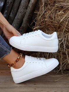 Style:Sporty \nColor:White \nToe:Round Toe \nPattern Type:Plain \nStrap Type:Lace Up \nSize Fit:One Size Smaller \nUpper Material:PU Leather \nLining Material:Fabric \nPower Supply:None \n Nike Tenis, White Casual Sneakers, White Athletic Shoes, Casual Athletic Shoes, Skateboard Shoes, Sport Shoes Women, Casual Sneakers Women, Casual Flat Shoes, Casual Athletic