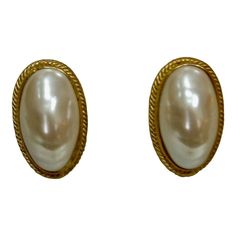 This is part of Chairish’s Costume Jewelry assortment.  Gorgeous Givenchy large  framed Baroque glass pearl clip back earrings Signed,"Givenchy< Paris, New York" From my private secure collection, never worn Stunning & Classic pair of earrings Classic Cabochon Clip-on Earrings For Formal Events, Elegant Oval Clip-on Earrings For Party, Vintage Oval Pearl Earrings For Formal Occasions, Classic Oval Clip-on Earrings For Formal Occasions, Classic Formal Clip-on Earrings With Cabochon, Classic Cabochon Clip-on Earrings For Formal Occasions, Classic Cabochon Clip-on Earrings For Anniversary, Classic Pearl Clip-on Earrings For Formal Occasions, Classic Pearl Clip-on Earrings For Party