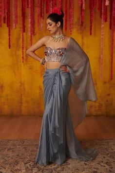 Shop for Masumi Mewawalla Blue Satin Organza Pre-draped Saree With Embroidered Blouse for Women Online at Aza Fashions Peacock Couture, Drape Sarees, Tandoori Masala, Pink Peacock, Drape Saree, Traditional Indian Outfits, Draped Skirt, Stylish Party Dresses, Party Wear Indian Dresses