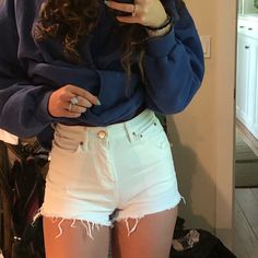 Such A Cute Pair Of Shorts In Brand New Condition! Just Too Small On Me Jelsa Fanart, High Rise White Jeans, Urban Outfitters Shorts, White Jean Shorts, White Jeans, Jean Shorts, Urban Outfitters, Denim Shorts, High Waist