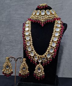 Earring Aesthetic, Kundan Jewellery Set, Bridal Jewellery Design, Instagram Jewelry, Bridal Accessories Jewelry, Antique Bridal Jewelry, Indian Jewellery Design Earrings