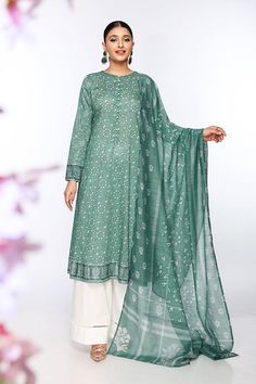 Nishat Linen 42201475 Green Mid Summer 2022 Default Title Nishat Linen 42201475 Green Mid Summer 2022 Original brand suit fabric and photography lite diffrance in actual print. Nishat Linen, Mid Summer, Shalwar Kameez, Suit Fabric, Pakistani Outfits, Designer Suits, Summer 2022, Clothing Brand, Online Shopping