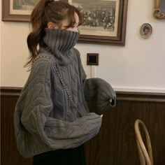 Turtleneck Sweater Women, Skandinavian Fashion, Ladies Turtleneck Sweaters, 가을 패션, Sweater Women, Winter Fashion Outfits, Look Fashion, Turtleneck Sweater, Aesthetic Clothes