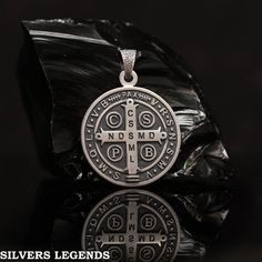 Boyfriend Gift Ideas, First Fathers Day Gifts, Christian Traditions, St Benedict, Christian Symbols, Medieval Jewelry, First Fathers Day, Miraculous Medal, Trendy Necklaces