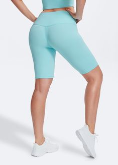 Enhance your natural curves in our Sculpting Fit Pilates Shorts, designed to provide support and flexibility. These high-rise shorts offer a secure, comfortable fit that stays in place. Need plus size athleisure? These shorts have you covered—perfect for pilates, yoga, or any activity you love. Plus Size Athleisure, Pilates Poses, Round Neck Crop Top, Dance Leggings, Top Manga, High Neck Bodysuit, Dance Pants, Arctic Blue, Pilates Yoga