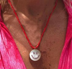 punk Exquisite beach bohemian boho red coral puka shell heart natural stone bead necklace women jewelry bijoux collar wholesale - Charlie Dolly Streetwear Jewelry, Sweet Earrings, Trending Necklaces, Puka Shell, Red Boho, Party Necklace, Stone Beaded Necklace, Valentines Jewelry, Freshwater Pearl Necklaces