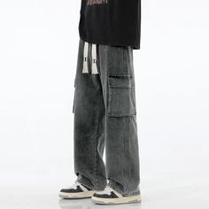 SPECIFICATIONS Autumn New Men Cargo Jeans Baggy American High Street Y2K Multi-pocket Youth Overalls Fashion Streetwear Vintage Wide Leg Pants Brand Name: BLEASENDY Closure Type: Elastic Waist Applicable Scene: Daily Fabric Type: Stripe Applicable Season: Four Seasons Style: chic Origin: Mainland China CN: Guangdong Ge Vintage Wide Leg Pants, Style Salopette, Cargo Pants Baggy, Overalls Fashion, Street Y2k, Jnco Jeans, Denim Decor, Streetwear Mode, Jeans Cargo