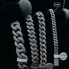 6mm Miami Cuban Link Chain and Bracelet | Iced Out Diamond Link Chain | S925 Silver Bracelet | Gourmet Cuban Link Bracelet | For her/him | Sterling Silver Pave Cuban Link Chain Bracelet for Women | Pave Diamond Cuban Bracelet | Anniversary Gift| Necklace 16" 18" 20" 22" 24" | Bracelet 7" 8" 9"  𝐓𝐡𝐞 𝐬𝐭𝐨𝐧𝐞𝐬 𝐢𝐧 𝐣𝐞𝐰𝐞𝐥𝐫𝐲 𝐚𝐫𝐞 𝟏𝟎𝟎% 𝐡𝐚𝐧𝐝-𝐜𝐫𝐚𝐟𝐭𝐞𝐝 𝐢𝐭 𝐢𝐬 𝐜𝐮𝐭 𝐚𝐧𝐝 𝐩𝐨𝐥𝐢𝐬𝐡𝐞𝐝 𝐛𝐲 𝐨𝐮𝐫 𝐞𝐱𝐩𝐞𝐫𝐢𝐞𝐧𝐜𝐞𝐝 𝐜𝐫𝐚𝐟𝐭𝐬𝐦𝐚𝐧. 𝐌𝐨𝐢𝐬𝐬𝐚𝐧𝐢𝐭𝐞 𝐢𝐬 𝐝? Chain Bracelet For Women, Cuban Link Bracelet, Cuban Bracelet, Bracelet For Her, Miami Cuban Link Chain, Miami Cuban Link, Miami Cuban, Jewelry Images, Cuban Link Chain