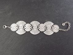 Tribal Daisy Chain Silver Statement Bracelet - Authentic Turkish Style Turkish Style, Turkish Fashion, Art Clay, Chain Silver, Daisy Chain, Statement Bracelet, Style Jewelry, Chain Link Bracelet, Link Bracelets