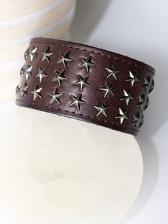 Oh My Stars Bracelet Edgy Adjustable Star-shaped Jewelry, Adjustable Edgy Star Jewelry, Adjustable Star-shaped Edgy Jewelry, Adjustable Edgy Star-shaped Jewelry, Trendy Party Leather Bracelet With Rivets, Trendy Leather Bracelet With Rivets For Party, Trendy Festival Bracelets With Rivets, Adjustable Star-shaped Bracelet For Festivals, Adjustable Brown Leather Bracelet For Party