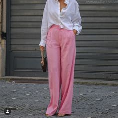 Pink Viscous Style With Pink Pants, Pink Pants Office Outfit, Pink Tonal Outfit, Pink Cotton Pants Outfit, Light Pink Dress Pants Outfit, Wide Pink Pants Outfit, Pink Linen Trousers Outfit, Chic Wide-leg Work Pants With Pockets, Chic Pants With Pockets For Day Out