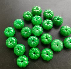 Chinese antiquity, Carved green jade stone beads1.Material:dyed jade stone2.Size of bead:1# Pumpkin: approx 13mmx9mm, center hole,2mm2# Green barrel: approx 17mmx12mm, center hole,4mm3. wholesale beads4. fit make earring /brooch/pendant/necklace ect jewelry,5.If you have speical requests, I'll be happy to do it for you.6.Returns:I accept returns.1)Send me an email within 7 days and let me know the item is being returned.2)I will refund your money after we recieve our merchandise.3)Precondition:t Earring Brooch, Chinese Green, Carved Pumpkin, Pet Necklace, How To Make Necklaces, Natural Jade, Jade Stone, Jade Beads, Jade Pendant