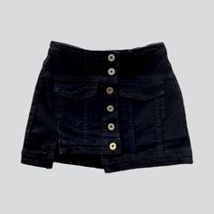 Elevate your wardrobe this summer with our vintage mid-waist buttoned denim skort! This 2023 Summer Collection piece showcases a stretchy denim fabric. bold distressed pattern. and stylish zipper & button closure ââ‚?making it the ultimate statement piece that blends contemporary fashion with nostalgic grunge. Why You'll Love It: Grunge Galore: Inspired by the iconic '90s grunge movement. these shorts exude an effortlessly cool attitude. Distinctive Distressed Pattern: Expertly crafted wear and High Rise Y2k Skort, Denim Mini Skirt With Built-in Shorts, Mini Denim Skirt With Built-in Shorts, Edgy Denim Mini Skort, Edgy High-waisted Denim Skort, High Waist Cotton Mini Skirt With Button Zip Fly, Trendy Fitted Jean Shorts With Pockets, Trendy Fitted Short Denim Skirt, Trendy Denim Skort With Built-in Shorts