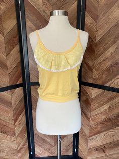 1980's yellow and white tank top with chest ruffle. Simple and lightweight - perfect for summer!  Womens small 34-40" bust 24-31" waist 19.25" shoulder to hem