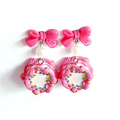 Cute Party Earrings For Mother's Day, Cute Earrings For Mother's Day Party, Pink Fun Dangle Jewelry, Pink Novelty Dangle Jewelry, Fun Pink Dangle Jewelry, Cute Round Jewelry For Party, Novelty Multicolor Earrings For Birthday, Pink Drop Earrings For Birthday, Pink Polymer Clay Birthday Earrings