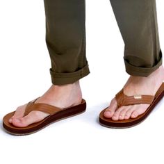 Men's Feelgoodz Nwt Zensole (Tm) Kinderz Sandals Size: 13 Color: Popolar (Tan) New With Tags Brown Textured Footbed Flip Flops For Outdoor, Brown Textured Flip Flops For Outdoor, Casual Brown Flip Flops With Ortholite Insole, Brown Flip Flops With Arch Support And Round Toe, Brown Slip-on Flip Flops With Arch Support, Brown Flip Flops With Arch Support, Brown Casual Flip Flops With Arch Support, Comfortable Brown Flip Flops With Cushioned Footbed, Casual Brown Flip Flops With Arch Support