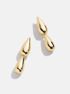 No tears, just gorgeous teardrop earrings that magically level up any look. Introducing the Zoe Earrings, double teardrop drop earrings. Available in gold, silver, these earrings are perfect for chic, everyday styling or cool, elevated ear stacks. Ear Stacks, Earrings Double, Ear Stack, Drop Earring, Tear Drop, Teardrop Earrings, Level Up, Statement Earrings, My Jewellery