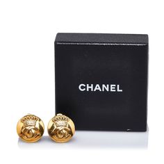 CHANEL CC Clip-on Earrings Costume EarringsThese earrings feature a gold-plated body and clip-on closures. Comes with box.Length: 2.00cm x Width: 2.00cm x Depth: 0.00cm. Earrings Chanel, Costume Earrings, Gold Ounce, Timeless Handbag, Luxe Fashion, Prada Bag, New Bag, Dior Bag, Chanel Bag