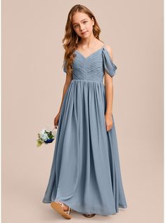 JJ's House Chiffon Cold Shoulder Junior Bridesmaid Dresses Spring Summer A-line Back Zip Dusty Blue Floor-Length Blue Sleeveless Junior Bridesmaid Dress. #JJ's House #Chiffon #ColdShoulder #JuniorBridesmaidDresses #Spring #Summer #Aline #BackZip #DustyBlue #FloorLength #Blue #Sleeveless #JuniorBridesmaidDress Teenage Bridesmaid Dresses, Blue Dresses For Kids, Young Bridesmaid Dresses, Bridesmaid Dresses Spring, Bridesmaid Dresses Fall, Chifon Dress, Simple Long Dress, Sky Blue Bridesmaid Dresses, Spring Bridesmaid Dresses