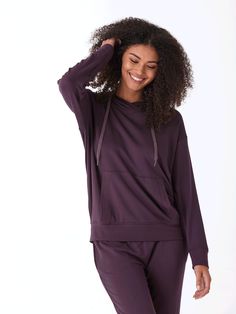 Made from our signature FeatherLoop Fleece, the Madge Pullover Hoodie is one of the coziest sweatshirts you'll ever wear. With a relaxed fit, hoodie and pockets this is perfect to pair with any of our ultra soft leggings and your favorite sneakers for a beyond comfy and casual look. French Terry Hoodie Sweatshirt For Loungewear, Cozy Hooded Sweats For Fall, Fall Hoodie With Drawstring For Loungewear, Fall Hoodie Sweatshirt, French Terry Hoodie With Drawstring For Loungewear, French Terry Hoodie With Kangaroo Pocket For Loungewear, Fall Loungewear Hoodie With Drawstring Hood, Relaxed Fit Hoodie With Kangaroo Pocket For Fall, Comfortable Sweatshirt With Pockets For Loungewear