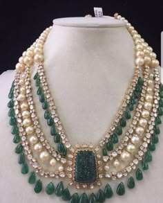 Diamonds Pendants, Beautiful Diamond Necklace, Diamond Wedding Jewelry, Pearl Necklace Designs, Wedding Jewellery Collection, Indian Jewelry Sets, Diamond Jewelry Necklace