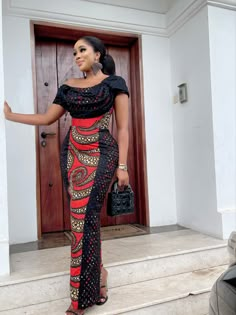 Wax Dress African, Chitenge Dresses Classy Long, Elegant Ankara Dresses African Style, Latest Ankara Dress Designs For Weddings, Ankara Dress Styles Gowns Classy For Weddings, Ankara Dress Designs For Women, Long Ankara Dress Styles Gowns, Classy Ankara Outfits For Women, Ankara Fashion Latest