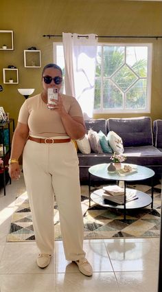 Neutral Color Outfits Plus Size, Elegant Summer Outfits Plus Size, Plus Size Business Attire Summer, Old Money Look Plus Size, Summer Corporate Outfits Plus Size, Plus Size Old Money Outfits, Plus Size Old Money Aesthetic, Old Money Plus Size Outfits