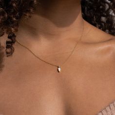 • Material: High Quality Solid 925 Sterling Silver• Finish: Sterling Silver ∙ 18K Gold• Featuring a 7mm Tear Drop Opal Stone and a 2mm CZ Diamond on top, with adjustable chain 14 inches to 16 inches SKU: RR-NR069 Dainty Teardrop Yellow Gold Charm Necklace, Dainty Moonstone Teardrop Pendant Necklace, Dainty Teardrop Drop Necklace For Everyday, White Drop Necklaces With Pearl Charm, Dainty Teardrop Necklace For Everyday, Delicate Teardrop Birthstone Jewelry, Teardrop Pearl Chain Necklace, Minimalist Teardrop Pearl Chain Drop Necklace, Delicate Teardrop Yellow Gold Charm Necklace