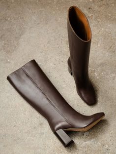 Hisaé Ristretto - High-heel knee high boot in brown leather Women's Knee High Boots, Oxford Platform, Wedge Loafers, Platform Clogs, Womens Knee High Boots, Boot Pumps, Boots Knee, Fall 2024, Leather Care