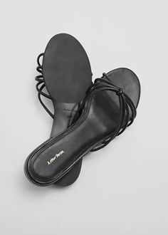 Strappy Leather Slides - Black - & Other Stories WW Summer Shoes For Dresses, Flats With Long Dress, Chic Sandals Flat, Black Slides Women, Black Strappy Sandals Outfit, Summer Sandals 2024, Strappy Sandals Outfit, Black Sandals Outfit, Flat Black Sandals