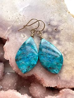 A gem lovers dream! Gorgeous rare one of a kind shattuckite earrings! Hang length is 46mm   Ear wire is 14kt gold filled Earrings Crystal, Earrings Drop, Rock Crafts, Earrings Dangle, Ear Wire, 14kt Gold, Crystal Earrings, Gold Filled, Dangle Drop Earrings