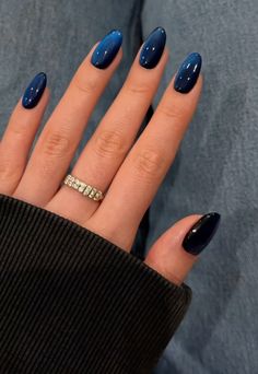 #nailsofinstagram #nailart December Nails Minimalist, December Nail Ideas Almond Shape, Winter Nails Ideas Blue, Dark Blue Velvet Nails, Police Officer Nails, Navy Nails Almond Shape, Magnetic Blue Nails, Nails For December 2024, Christmas Navy Nails