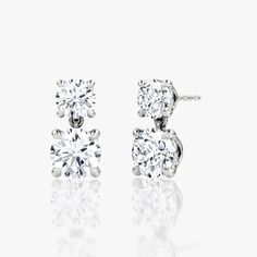 Customize the silhouette of our Signature Duo Drop Earring with your choice of VRAI created diamond shapes and two set carat weights. Jewellery Showroom, Bespoke Rings, Drop Earring, Accessories Jewelry Earrings, Matching Necklaces, Round Earrings, Round Brilliant, Diamond Shapes, Ring Designs