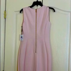 Beautiful Baby Pink Calvin Klein Ladies Dress New With Tag Size 6. Pink Calvin Klein, White Short Sleeve Dress, Womens Sheath Dress, Black Dress Formal, Woman Dress, Rockabilly Dress, Ladies Dress, Sweater Dress Midi, Sweater Dress Women