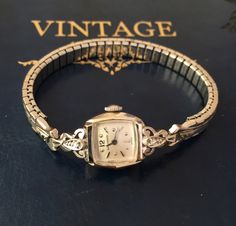 Highest quality antique/ vintage Luxury of all time  ⚜️🔱⚜️🔱⚜️🔱⚜️🔱⚜️ ** Longinees - 10k white gold diamonds  bracelets watch ⚜️Winds and sets well , timekeeping Good.  🧸Oiled & Serviced !  ⚜️10k  solid gold case and diamonds 🧸Genuine Diamonds  ⚜️Signed Movement, dial , case , buckle 🧸100% original antique  ⚜️Cosmetic condition: Top- 95%new (minty )  🧸 Dail - perfect , no marks  ⚜️ fit all size wrist-expandable band Extremely RARE! 《Collection grade》True Anquite to be collected  Case size 18mm-20mm including winding button. *ship by ParcelForce worldwide* with no extra cost 🍀Note: For the nature of vintage and antique watches over more than 50 years , we will check before shipment for 12 hours, make sure the watch is running as described , if it's not working , we will cancel the or Luxury Antique Jewelry And Watches For Women, Luxury Classic Jewelry And Watches With Manual Winding, Luxury Antique Business Watches, Luxury Antique Analog Watches, Luxury Vintage Engraved Jewelry And Watches, Adjustable Vintage Watch Accessories, Cheap Vintage Formal Watch, Luxury Vintage Watch With Date Indicator, Antique Watches Women