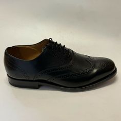 Brand New Without Box, Florsheim Imperial Carleton Wingtip Oxford Black Goodyear Welted Size 9 Wide. Rare Item! Black Closed Toe Dress Shoes For Derby, Black Classic Lace-up Shoes For Galas, Classic Black Lace-up Shoes For Galas, Black Closed Toe Lace-up Shoes For Semi-formal Occasions, Black Closed Toe Lace-up Shoes For Semi-formal, Black Lace-up Shoes For Semi-formal Occasions, Timeless Black Oxfords With Round Toe, Black Goodyear Welted Dress Shoes With Round Toe, Black Pointed Toe Dress Shoes With Goodyear Welt