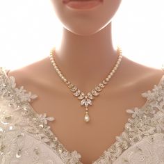 Pearl Strand & Crystal Gold Necklace for Wedding with Backdrop-Katie - PoetryDesigns Gold Necklace For Wedding, Wedding Necklaces For Bride, Durga Jewellery, Pearl Backdrop, Necklace For Wedding, Necklace For Neckline, Gold Pearl Jewelry, Gold Bridal Necklace, Backdrops Necklace